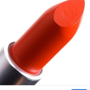 MAC lipstick So Chaud